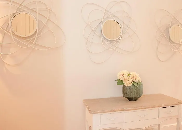 Liiiving In - Ribeira Secret