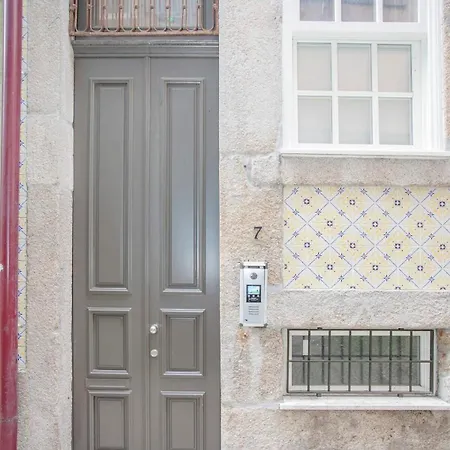 Liiiving In - Ribeira Secret