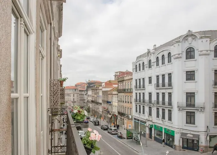 Liiiving In - Ribeira Secret * Oporto