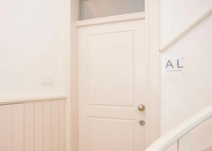 Liiiving In - Ribeira Secret Apartamento