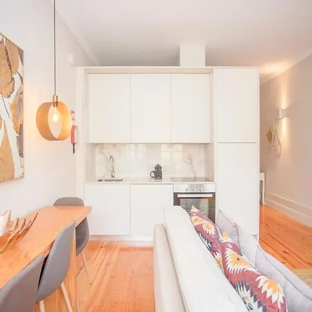 Liiiving In - Ribeira Secret Appartement